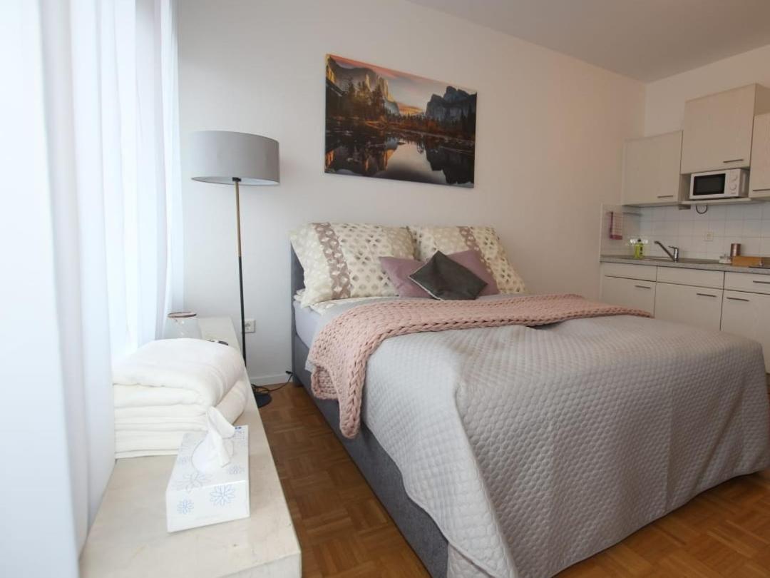 Apartment Ferienwohnung *
